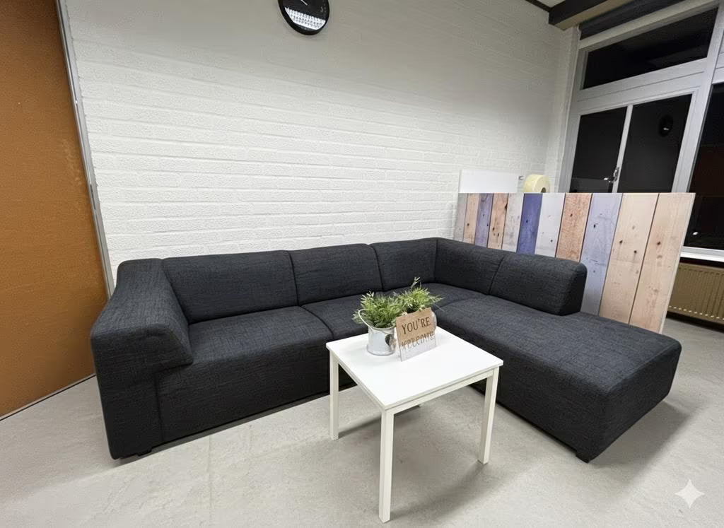 Donkergrijze hoekbank – minimalistisch comfort – €325 Roos Repose