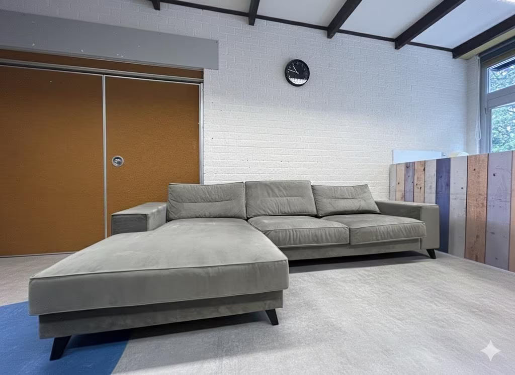 Design Hoekbank ROOM108 – Nieuwstaat – €625 Roos Repose