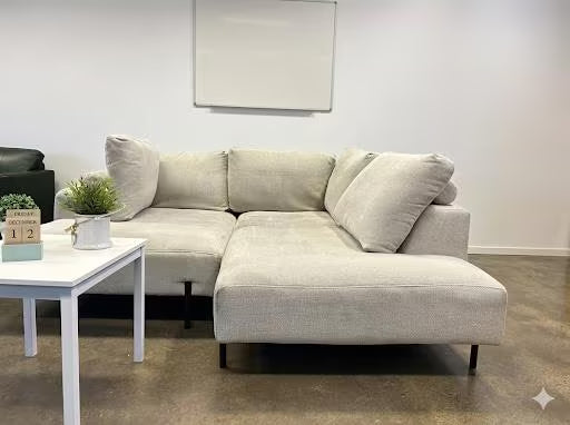 Beige hoekbank - Professioneel gereinigd